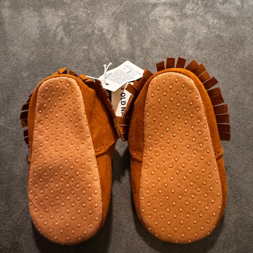 Old Navy Tan Moccasins with Fringe Detail - Picture 3 of 5